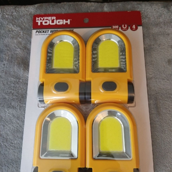 4 Pack Pocket Work Lights w/ Batteries - Picture 4 of 5